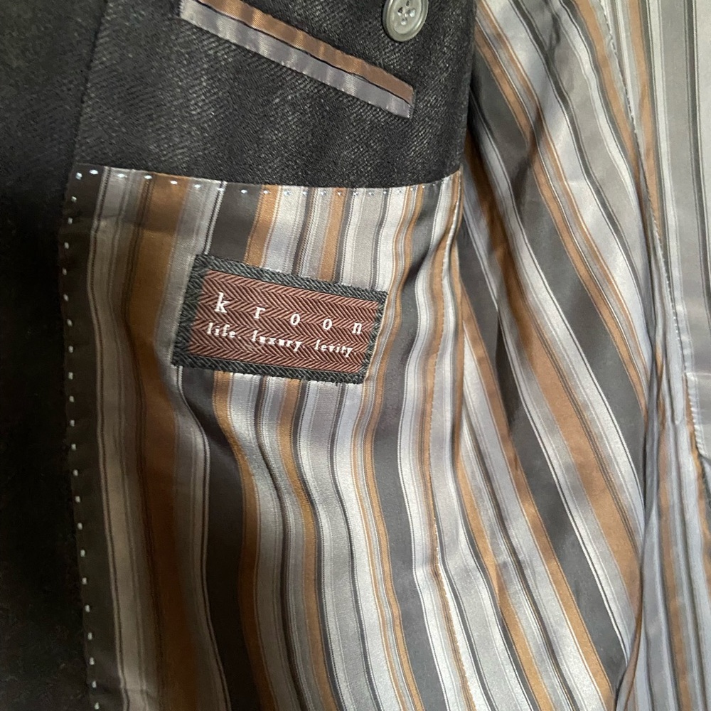 Kroon Men’s 40R Striped gray and black Blazer - Picture 4 of 12